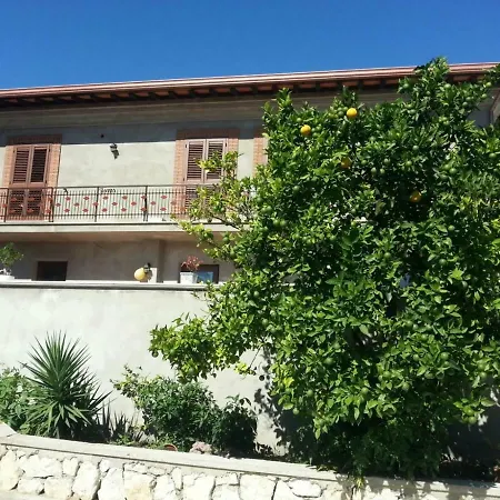 Alloggio per agriturismo Agriturismo Torre Ercolana *